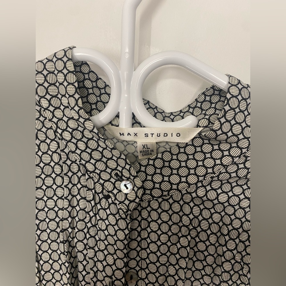 Pants Romper - Picture 2 of 3